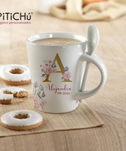 taza fallera personalizada con inicial floral