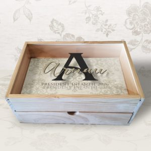 CAJA CON INICIAL PERSONALIZABLE