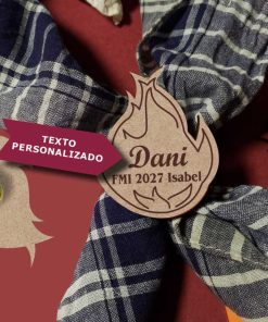sujeta pañuelo fallero llama